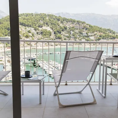 Yourhouse Es Niu, In Puerto De